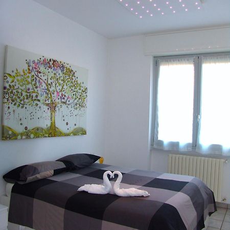Modern Apartment Luci & Stelle Near Lake Como Nibionno Ngoại thất bức ảnh